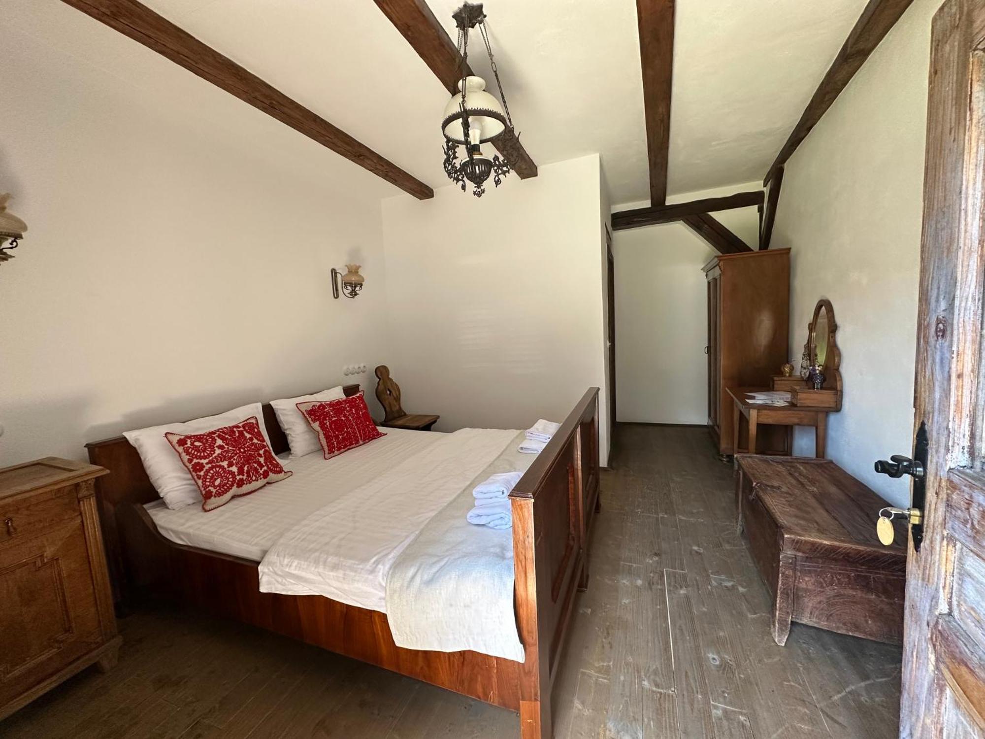 Castle View Saschiz - Traditional Guesthouse Exterior foto